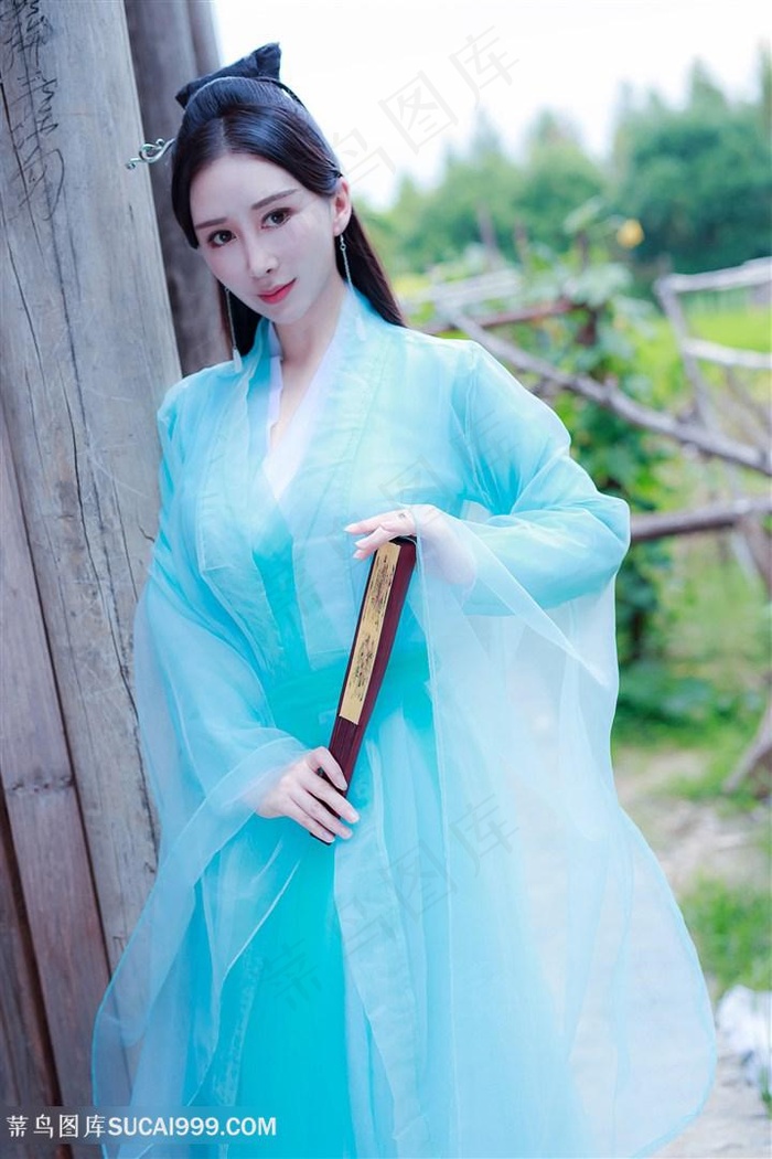 国产白嫩漂亮美女在线观看 相关