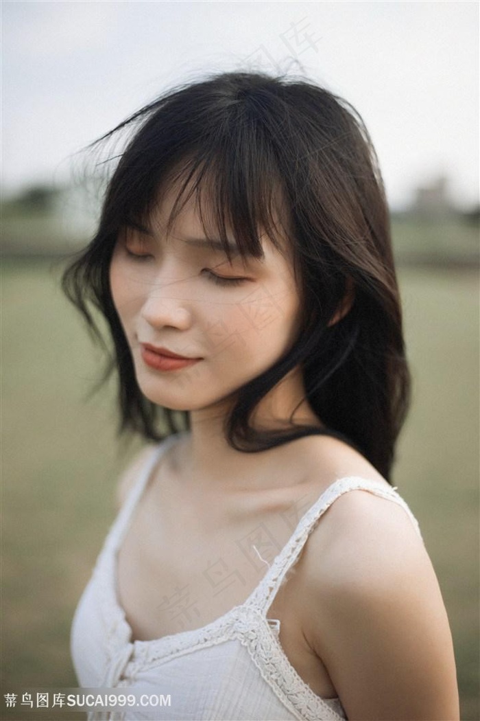 欧美男女亲密接触场景