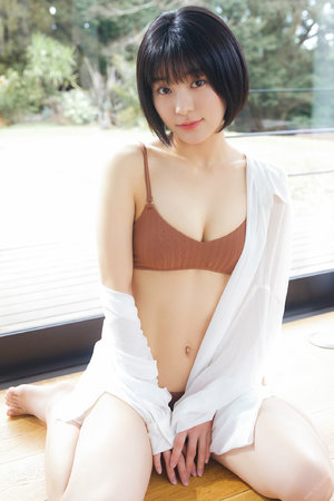 实拍女子水桶内狂虐婴儿视频疯