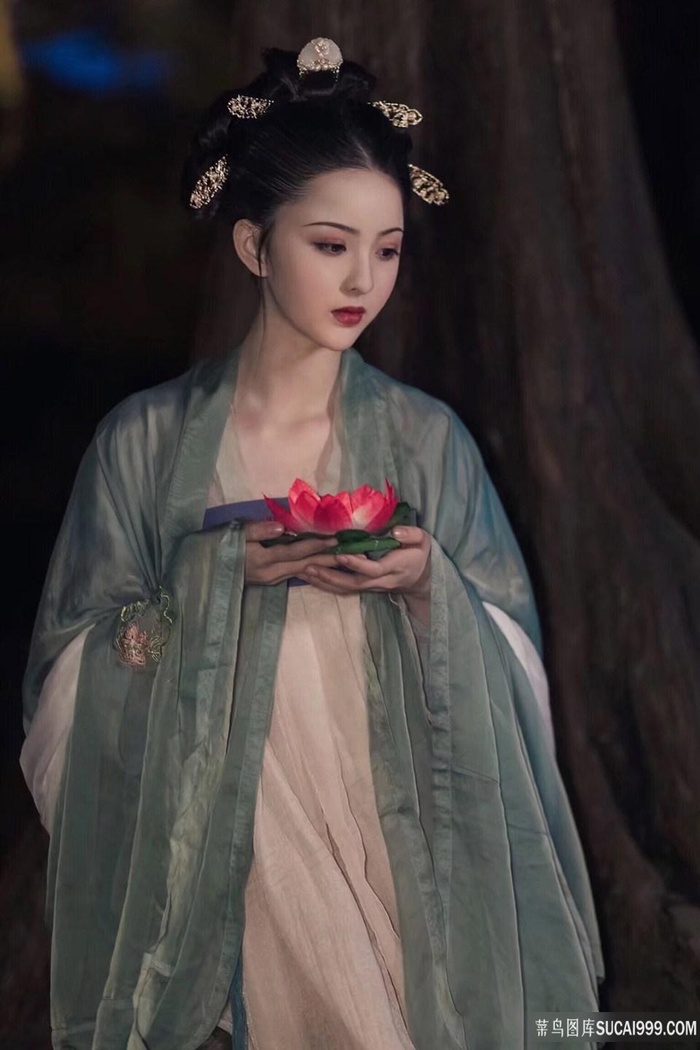 小仓优子比基尼